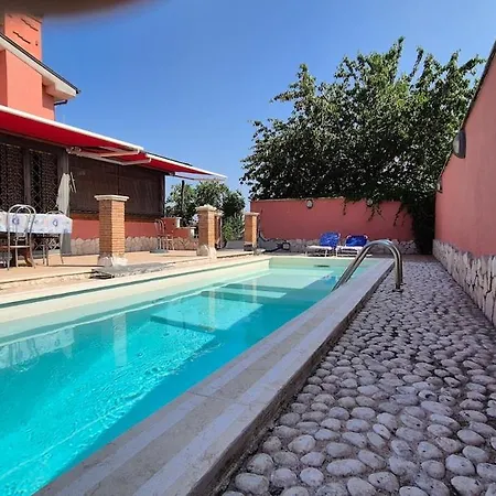 In Rome With A Pool 公寓