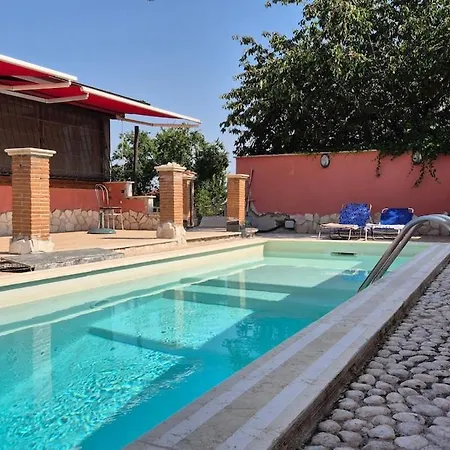 公寓 In Rome With A Pool